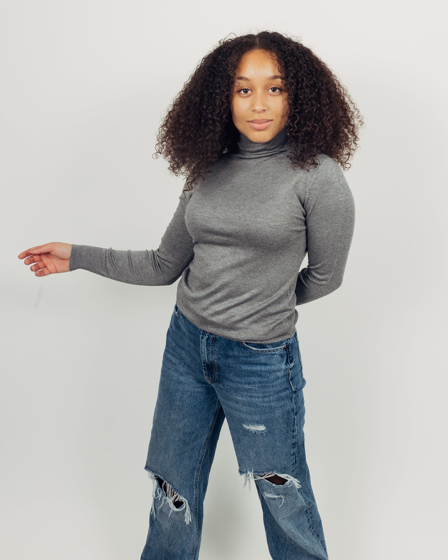 Malt Turtleneck || Gray