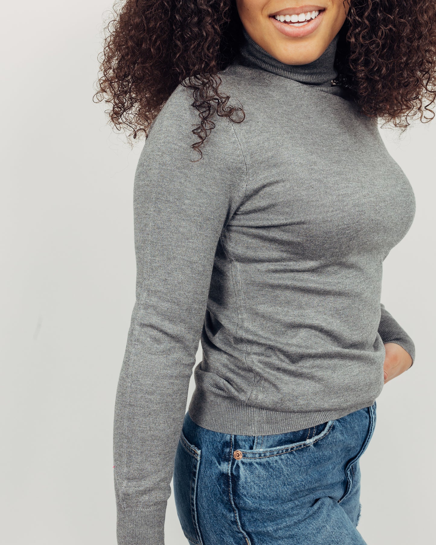 Malt Turtleneck || Gray