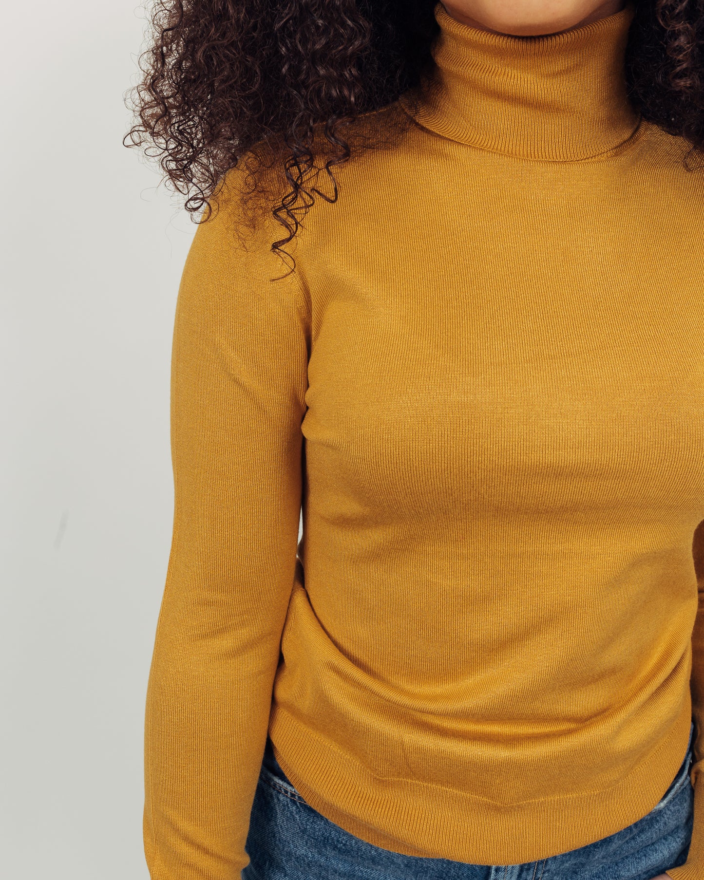 Malt Turtleneck || Mustard