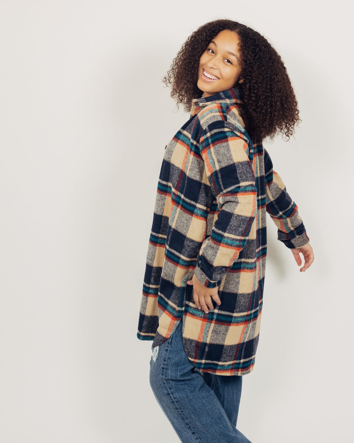 Perri Flannel Shacket || Navy + Tan