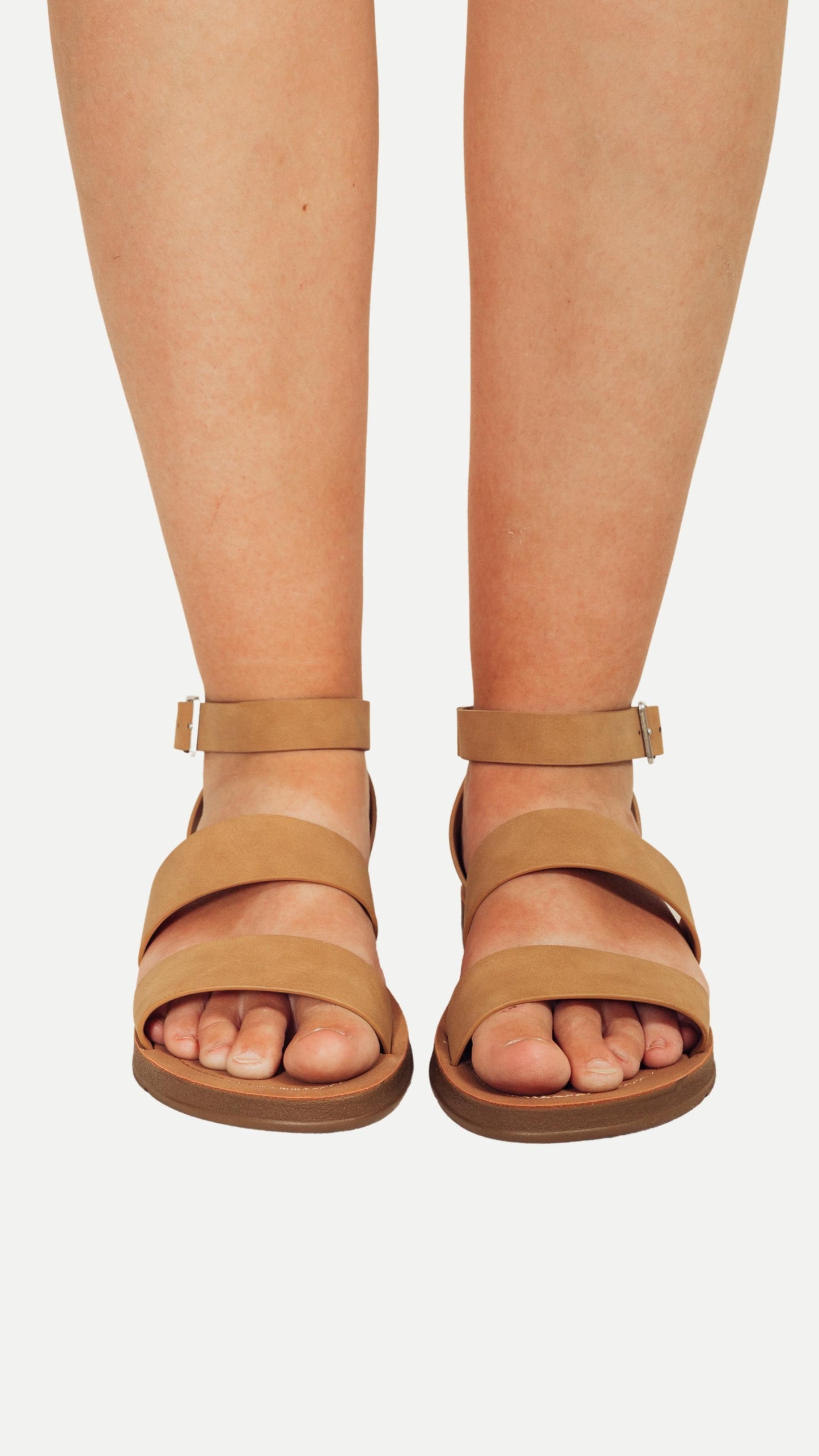 Sandals || Brown