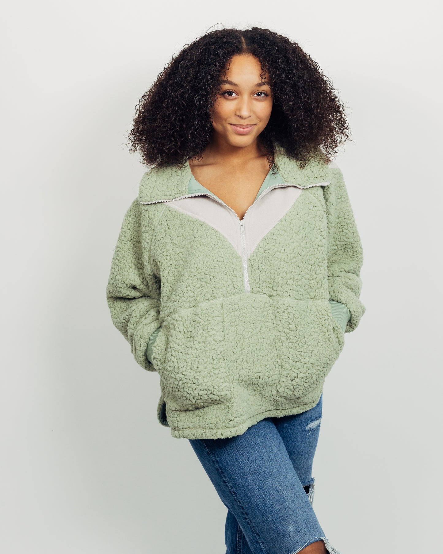 Carly Pullover