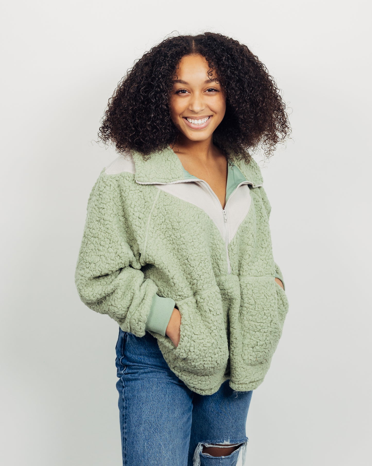 Carly Pullover