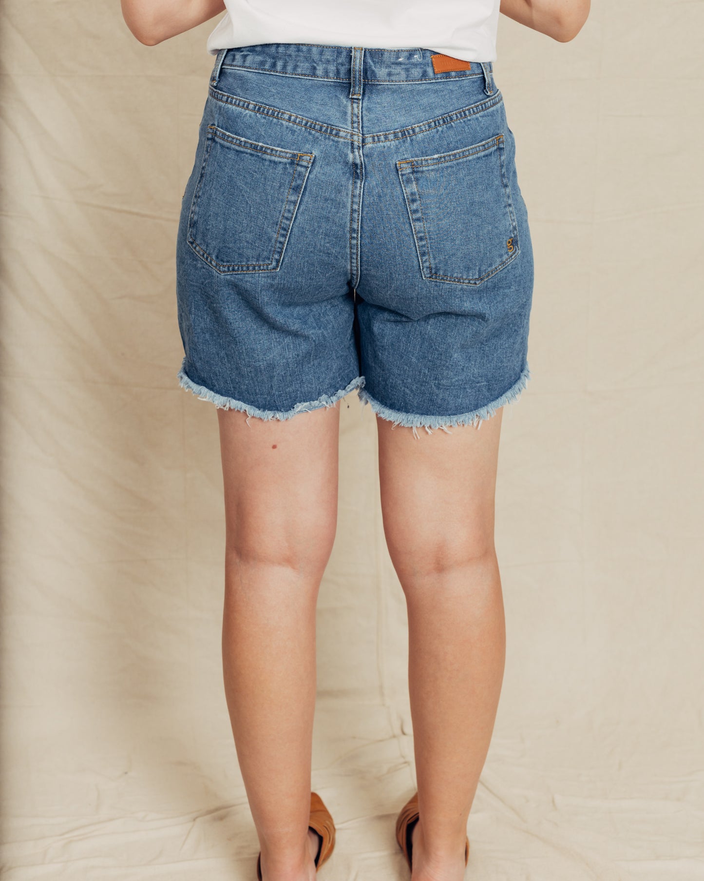 Lyndi Shorts || Medium